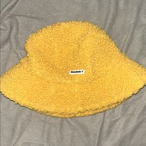 Mustard yellow Sherpa Bucket Hat